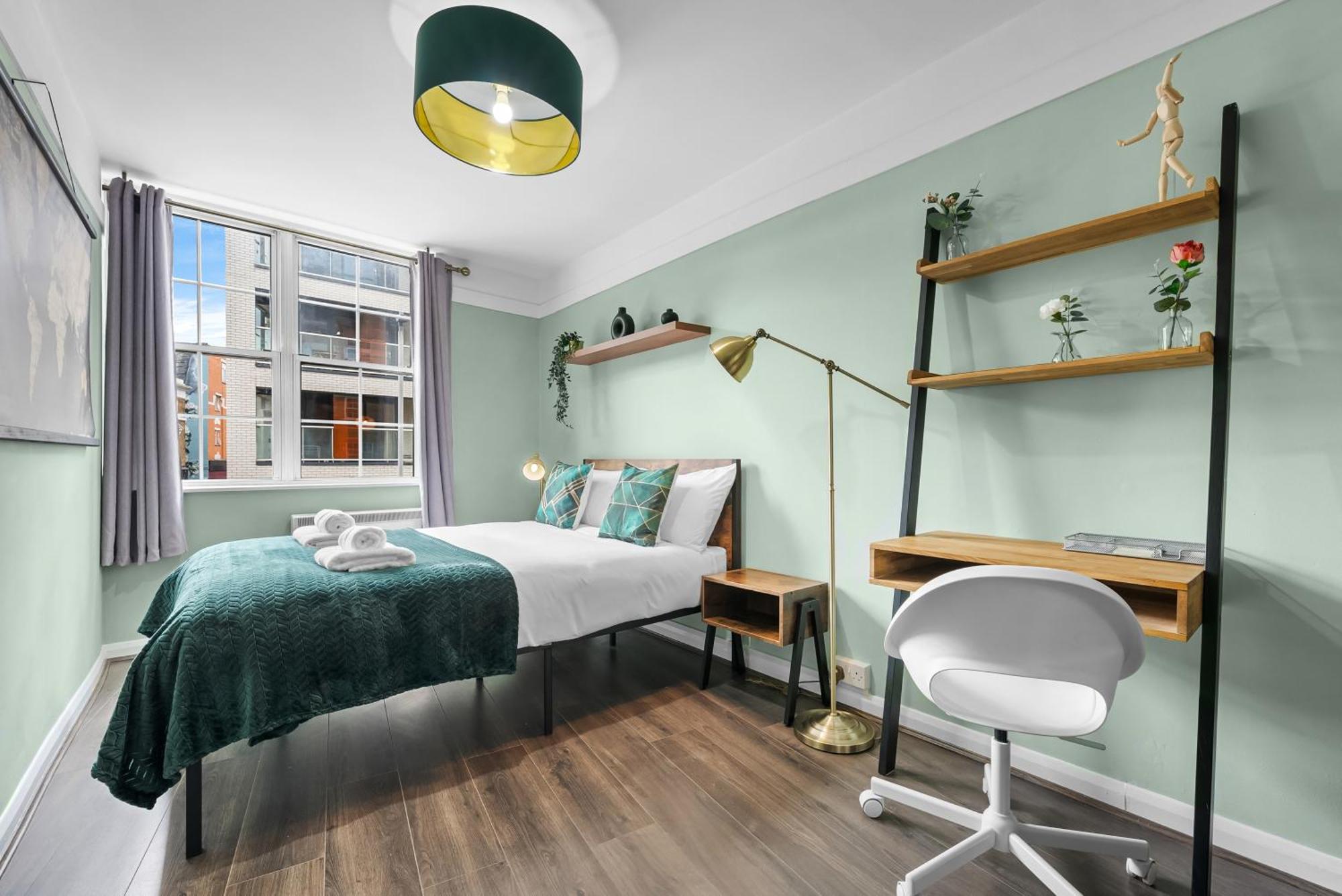 Chic 2 Bedroom Apartment Near Liverpool Street By Gold Stays Londres Exterior foto