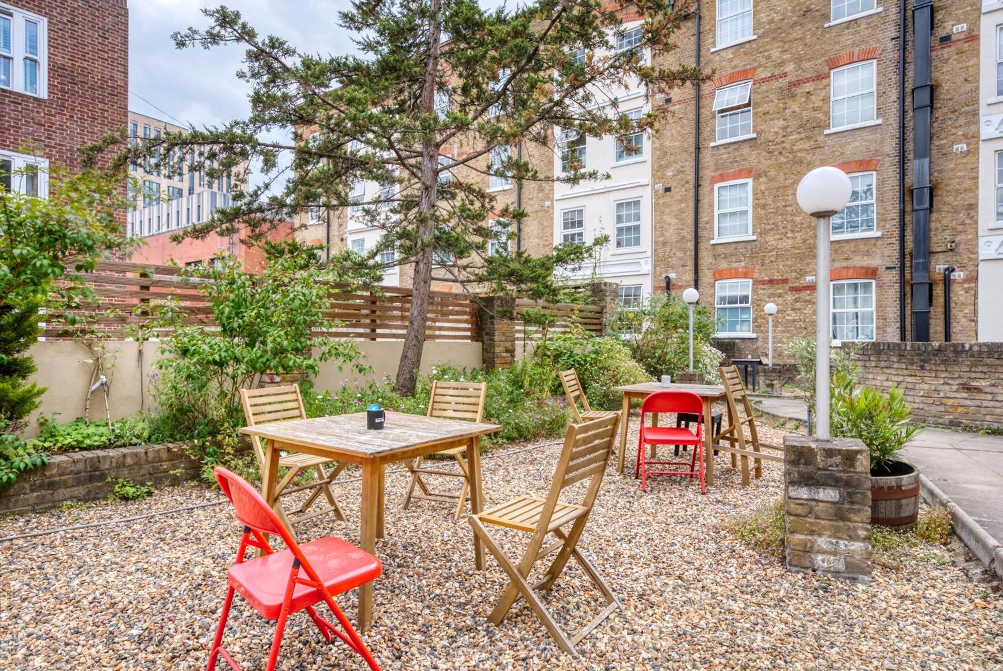 Chic 2 Bedroom Apartment Near Liverpool Street By Gold Stays Londres Exterior foto